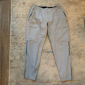 Men’s Lululemon Engineered Elements Cargo Track Pant